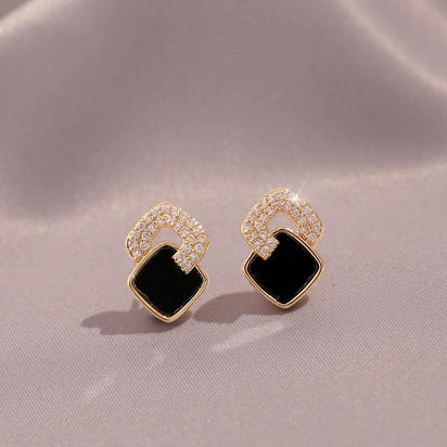 Elegant Black Square Stud Earrings
