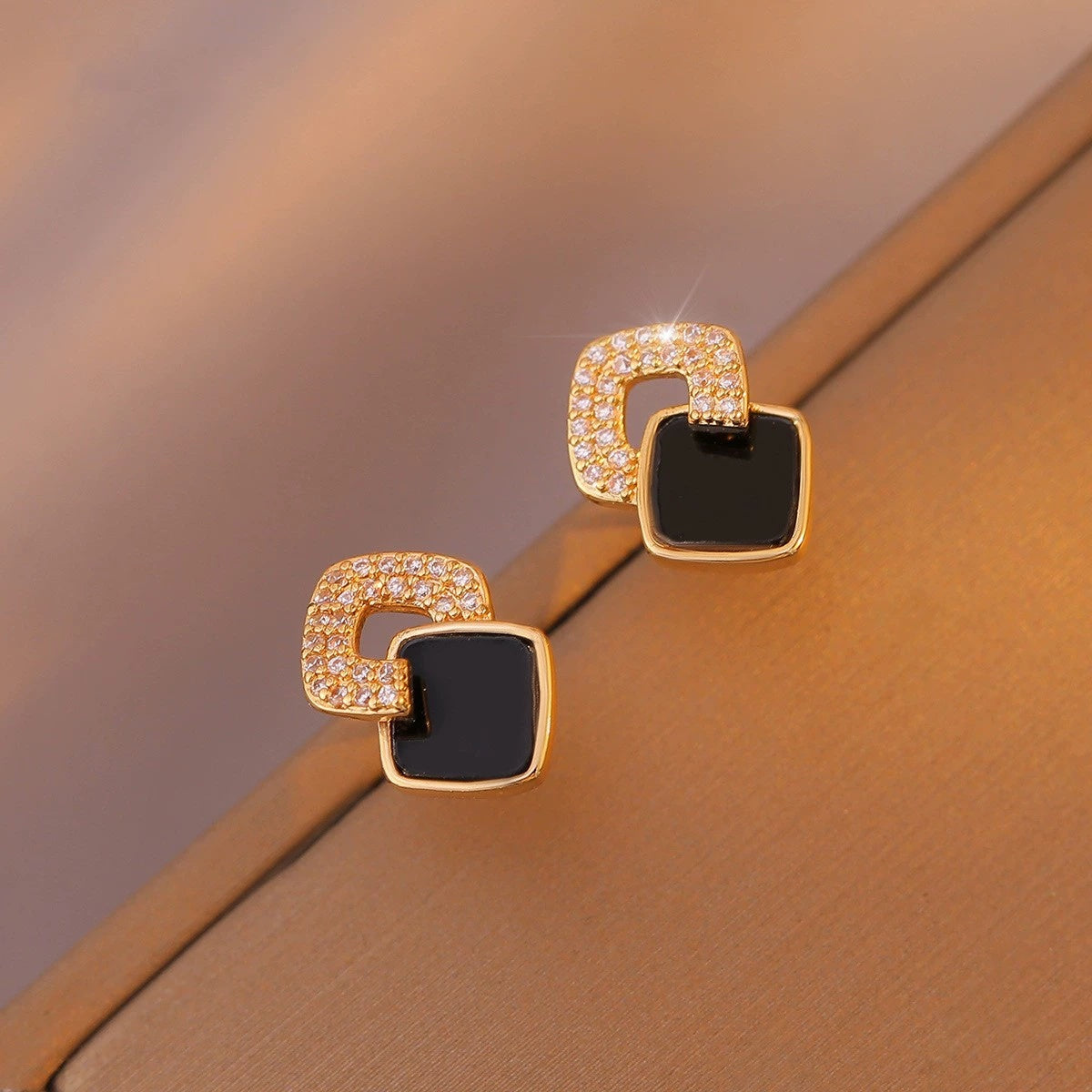 Elegant Black Square Stud Earrings
